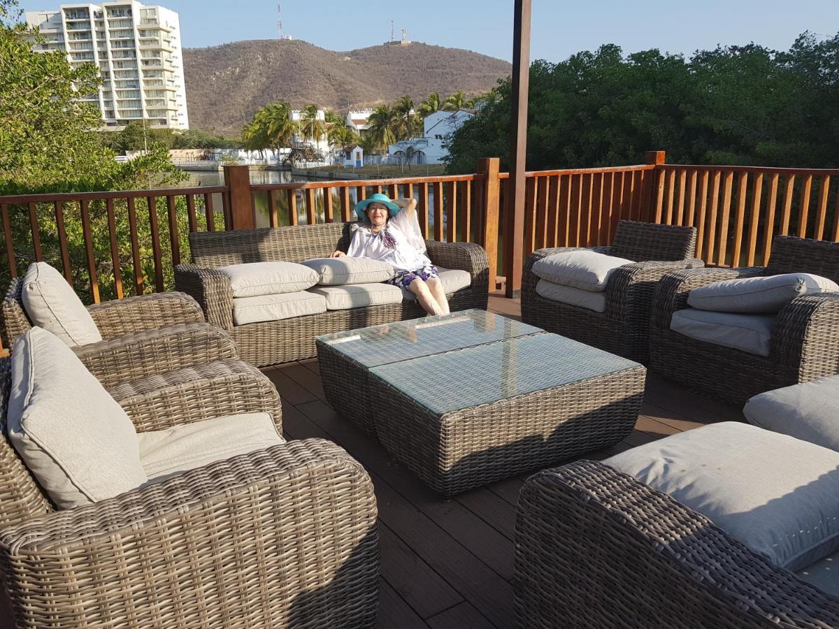 Samaria Club De Playa, Salida Directa Al Mar, Santa Marta, Colombia, * Santa Marta (Magdalena)