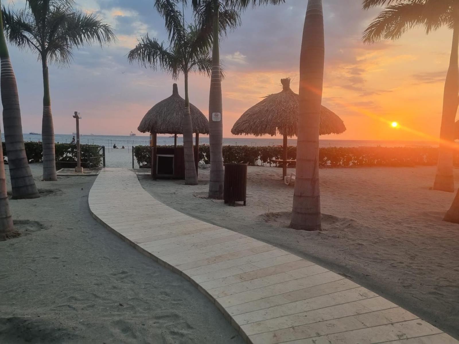 Apartamento Samaria Club De Playa, Salida Directa Al Mar, Santa Marta, Colombia,