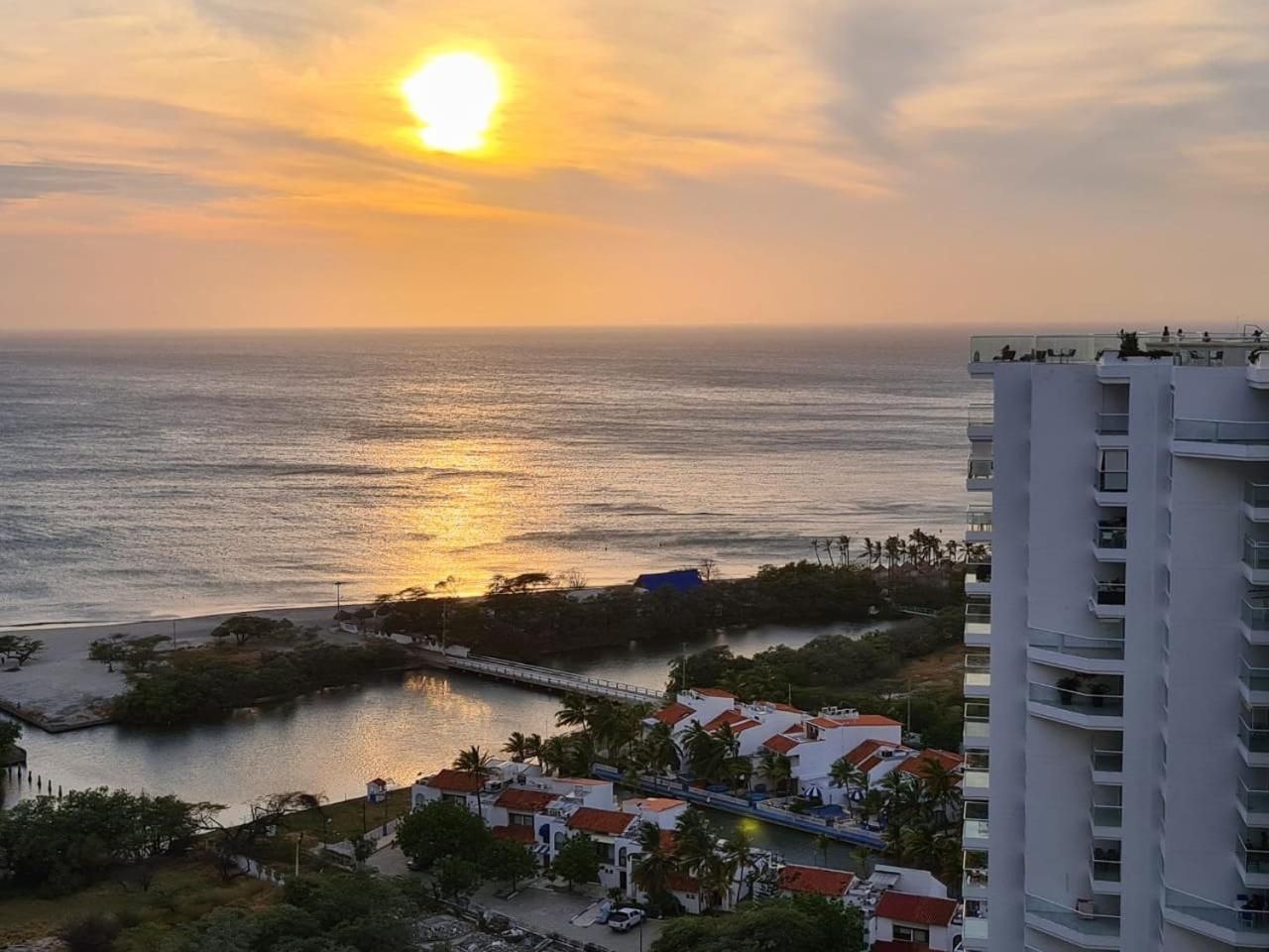 Apartamento Samaria Club De Playa, Salida Directa Al Mar, Santa Marta, Colombia, *